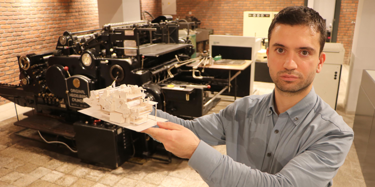 6 yaşında televizyondan öğrendi, gördüğü objelerin maketini yapıyor