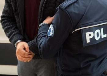 8 ilde eş zamanlı FETÖ operasyonu; 40 kişi gözaltına alındı