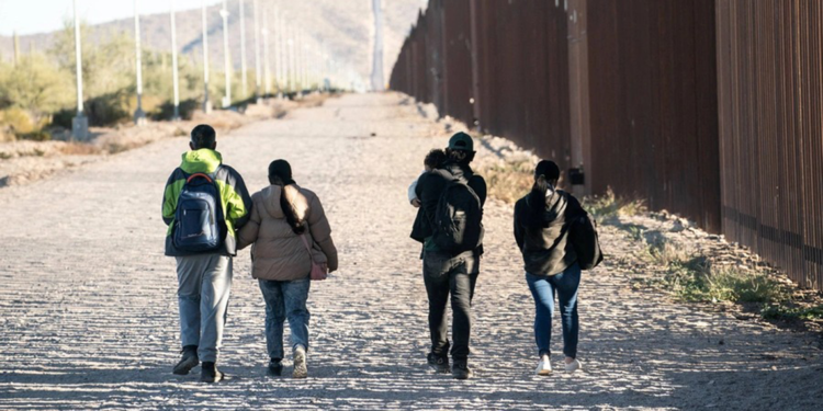 ABD'de 956 düzensiz göçmen tutuklandı