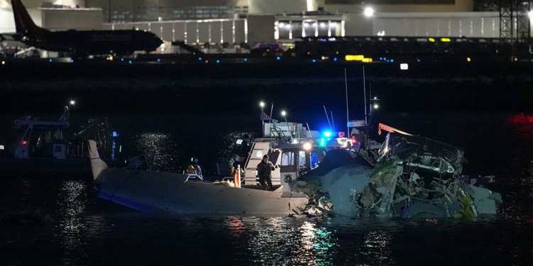 ABD'de düşen uçağın karakutuları bulundu