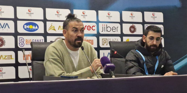 Gol attık diye hakem üzüldü