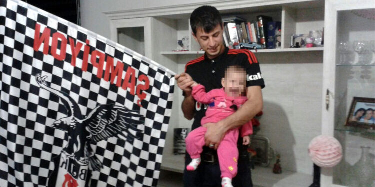 Otel çalışanı, kaza sonrası çıkan kavgada bıçaklanarak öldürüldü