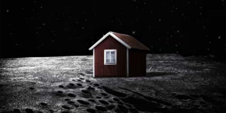 Ay'ın ilk evi yola çıktı