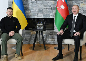İlham Aliyev ve Ukrayna Devlet Başkanı bir araya geldi