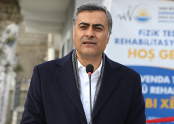 Abdullan Zeydan'ın 8 yıl hapisle yargılandığı dava ertelendi