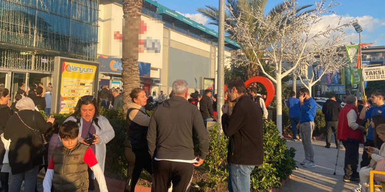 Alanya'da 4.5 büyüklüğünde deprem