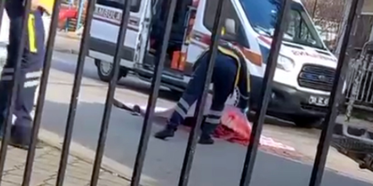 Ankara'da çöp kamyonunun çarptığı yaya, öldü