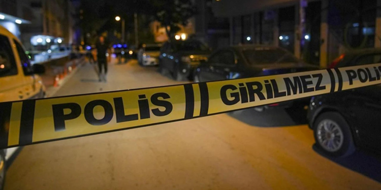 Annesini pompalı tüfekle öldürdü