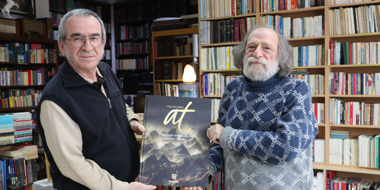 Antik çağlardan günümüze at kültürü kitaplaştırıldı