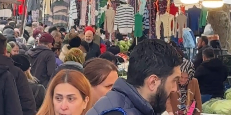 Avcılar'da semt pazarı Danıştay kararıyla kapatıldı