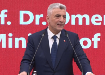 Azerbaycan'la ikili ticaretimiz 8, Özbekistan ile 3 milyar dolara yükseldi