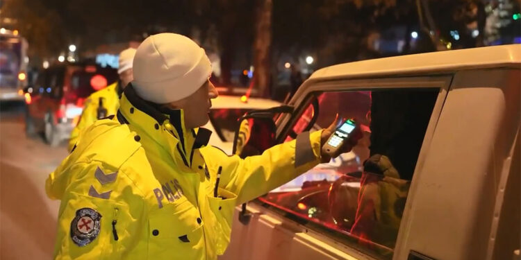 Yeni yıl denetimlerinde 5 bin 494 alkollü sürücüyü işlem yapıldı