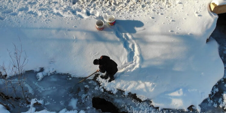 Bayburt'ta termometreler eksi 17 dereceyi gösterdi