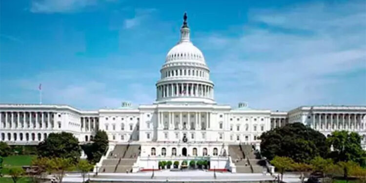 Trump, Ukrayna'ya destek vermeye devam edecek