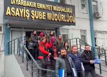 Bohçacı gibi davranıp evlere giren şüphelilere operasyon