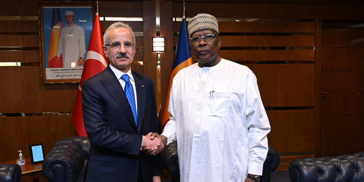 Bakan Uraloğlu, Çad Dışişleri Bakanı Koulamallah ile görüştü