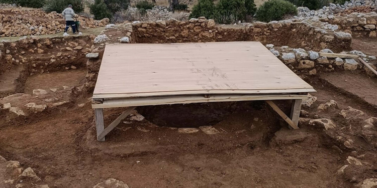 Beçin Antik Kenti'ndeki kazılarda seramik fırınları bulundu