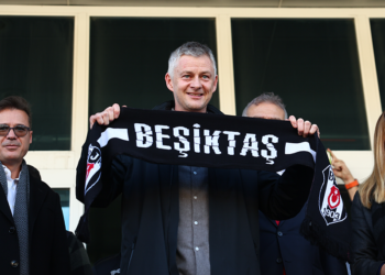 Beşiktaş'ta Solskjaer, dönemi resmen başladı