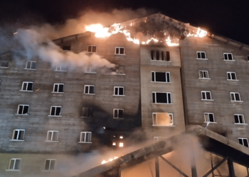 Bolu'daki otel yangını, mutfakta kızgın yağın tutuşmasıyla başlamış