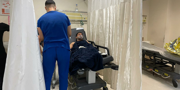 Bottan denize düşüp, kaybolan 4 kaçak göçmen aranıyor