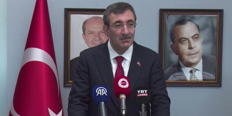 Kıbrıs Türkü'nün hürriyeti hukuku milli davamızdır