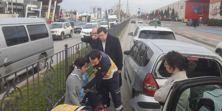 Çanakkale Belediye Başkanı Muharrem Erkek, kaza yaptı