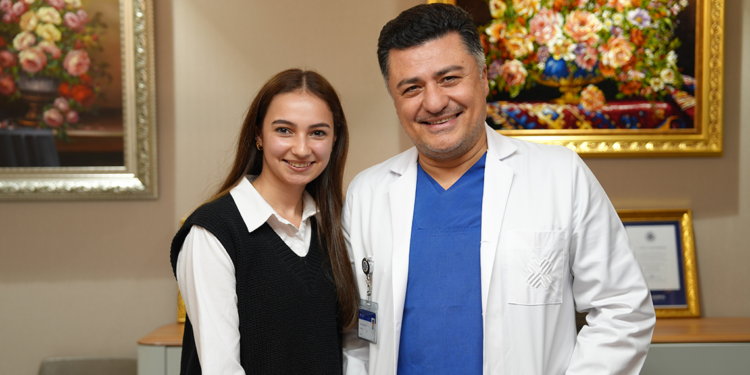 Çarpıntı şikayeti olan hasta, kalbindeki kablo dondurularak sağlığına kavuştu