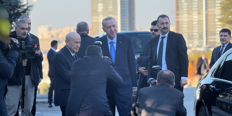 Cumhurbaşkanı Erdoğan ile Bahçeli bir araya geldi