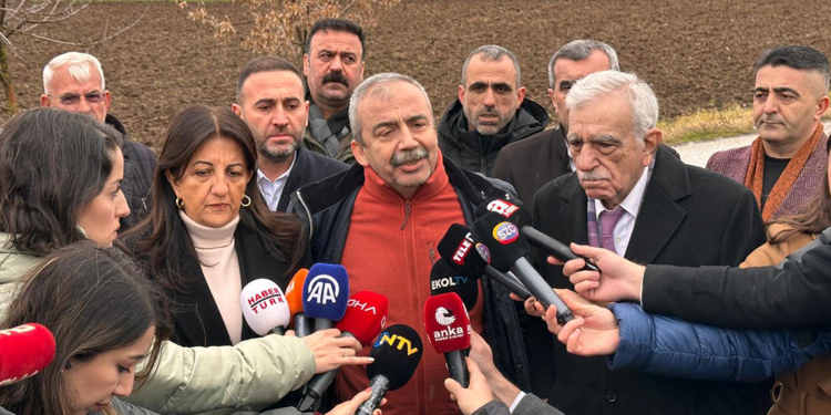 DEM heyeti, Demirtaş ile görüşmek için cezaevinde