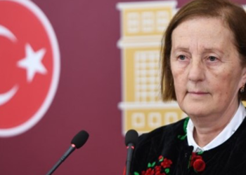 DEVA Partisi Genel Başkan Yardımcısı, partisinden istifa etti