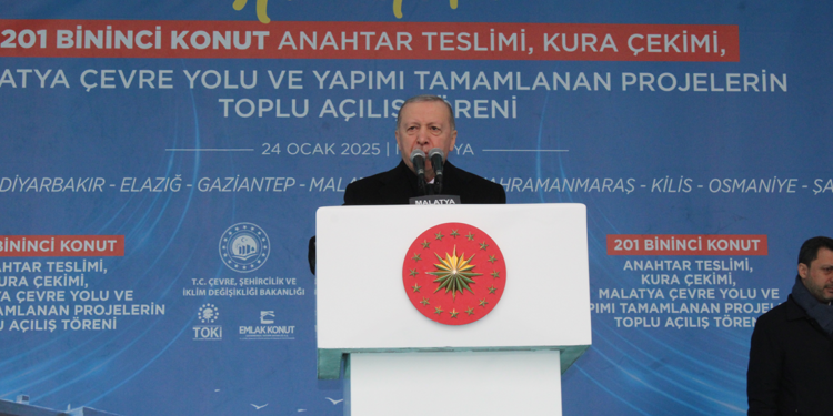 Deprem konutlarının yüzde 45'i tamamlandı