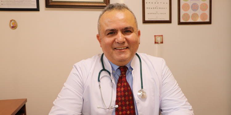 Depremden etkilendi, ABD'deki işinin bırakıp aile hekimi oldu