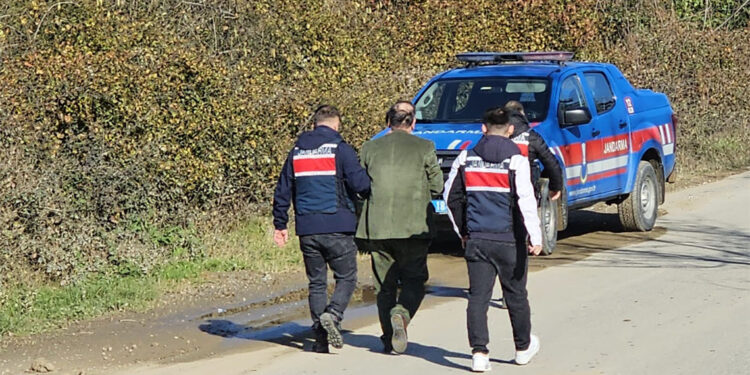 Emekli polis arazi anlaşmazlığı nedeniyle kardeşini öldürdü