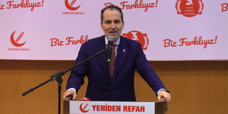 Açlık sınırı altında kalmış maaşları reva görenler milletin iktidarı olamaz