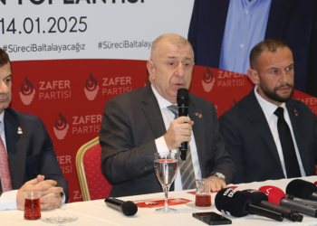 Ekrem Bey'in kaynakları Şam'a değil depreme ayırması gerekiyor