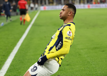 En Nesyri attı, Dzeko alkışlandı