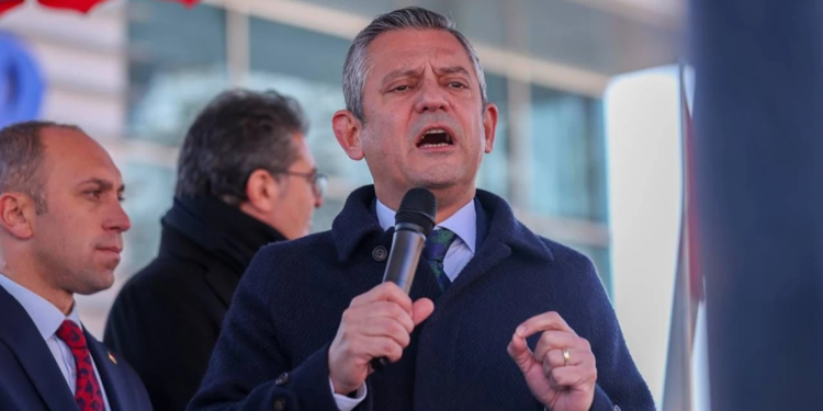 En düşük emekli maaşını asgari ücret düzeyine çıkaralım