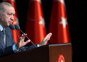 Erdoğan'dan yeni evlenecek gençlere kredi desteği müjdesi