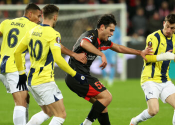 Fenerbahçe Avrupa Ligi'nde Play-Off Turu'nda
