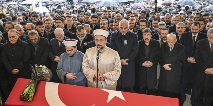 Ferdi Tayfur son yolculuğuna uğurlandı