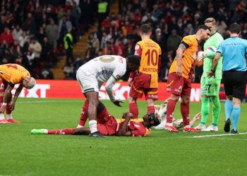 İnsanlar çok baskı altındalar