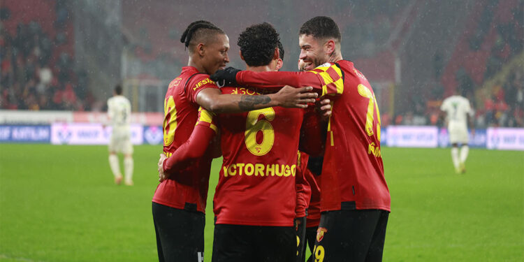 İyi oynayan taraf bizdik galibiyeti hak ettik