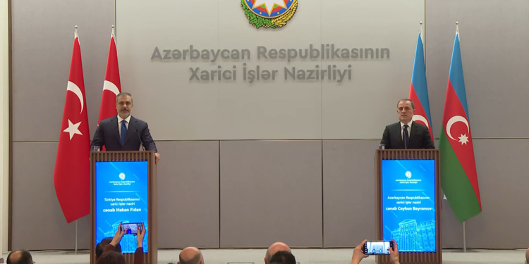 Gazze'deki ateşkesten memnunuz