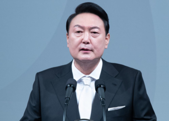 Güney Kore Devlet Başkanı Yoon hakim karşısında