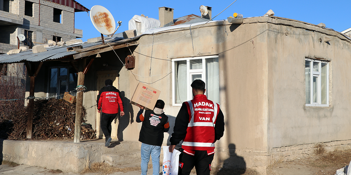 HADAK, bir yılda ihtiyaç sahibi 2 bin aile ile 6 bin öğrenciye ulaştı