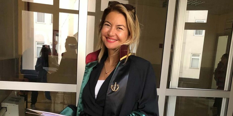 Hamile öğretmeni işten çıkaran koleje 'ayrımcılık tazminatı' cezası