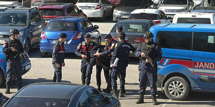 Kırmızı bültenle aranan İsveçli Bodrum'da yakalandı