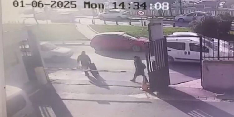 Cesedi otomobilde bulunan kadının son görüntüleri ortaya çıktı