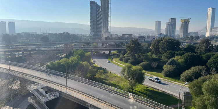 İzmir açıklarında 3.9 büyüklüğünde deprem