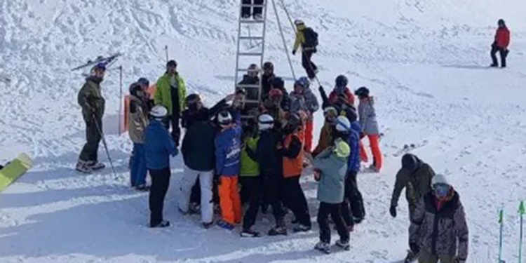 İspanya'da kayak merkezinde telesiyej kazasında en az 30 kişi yaralandı